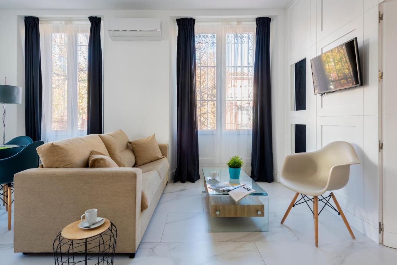 Alohamundi Adriano Apartment Seville Luaran gambar