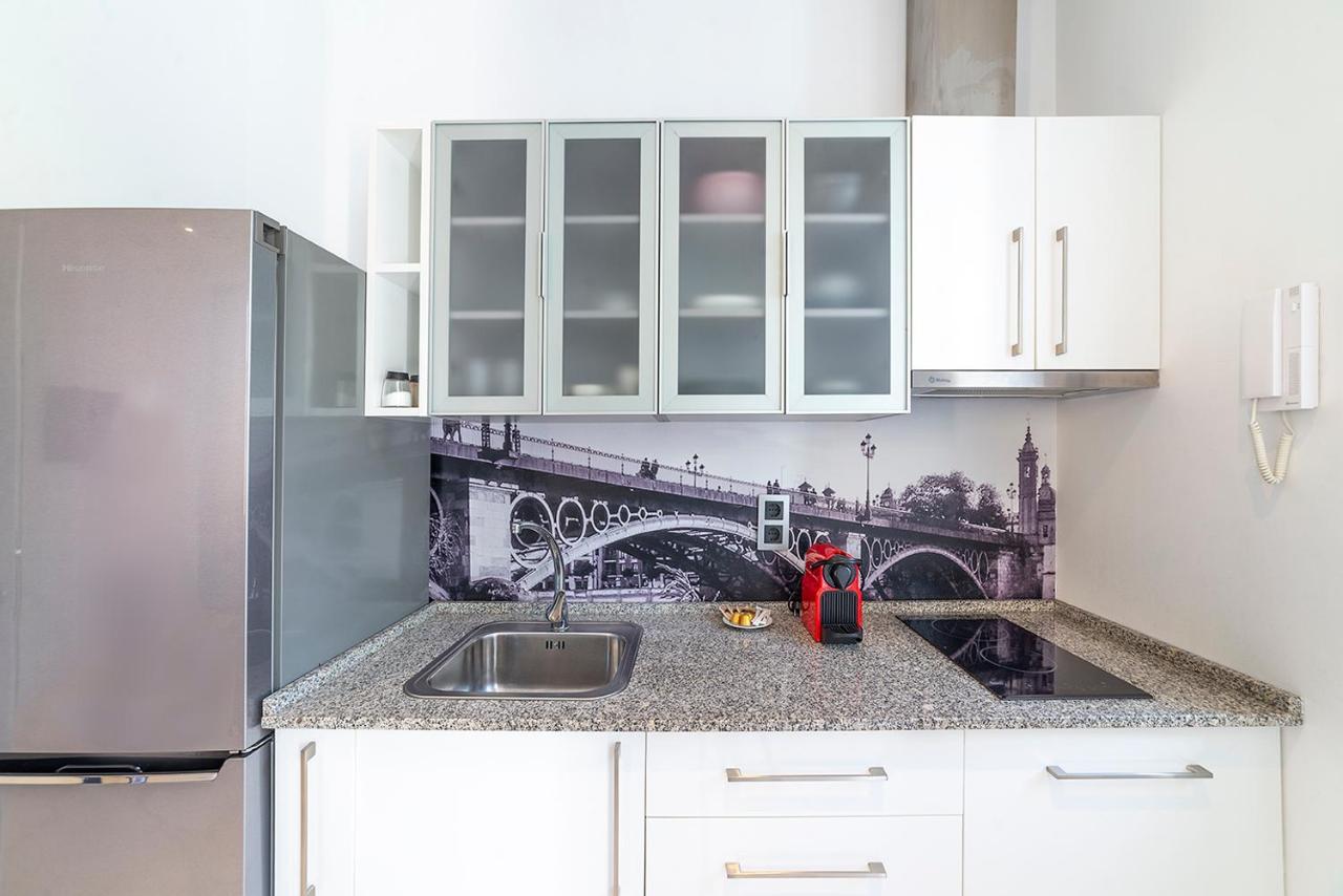 Alohamundi Adriano Apartment Seville Luaran gambar