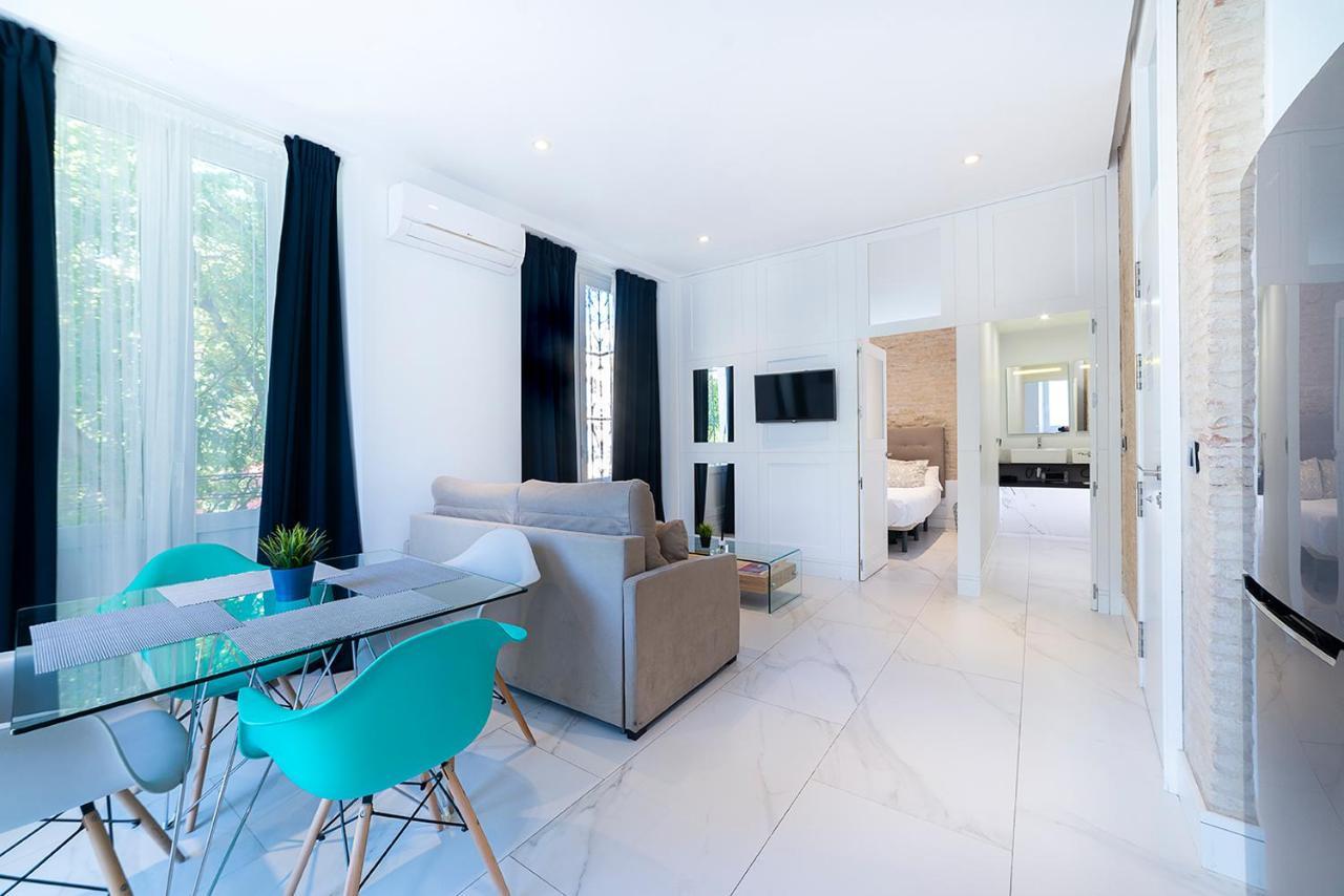 Alohamundi Adriano Apartment Seville Luaran gambar