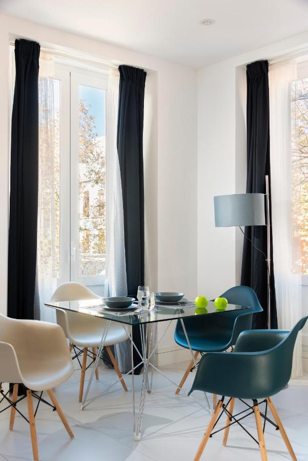 Alohamundi Adriano Apartment Seville Luaran gambar