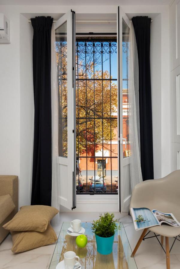 Alohamundi Adriano Apartment Seville Luaran gambar